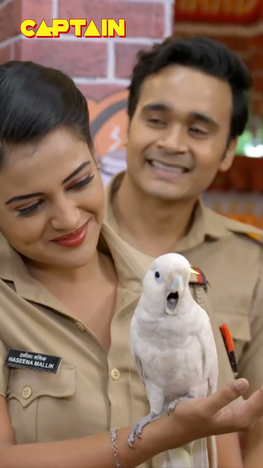 तोते ने Karishma Singh को बुलाया बत्तमीज़ ??