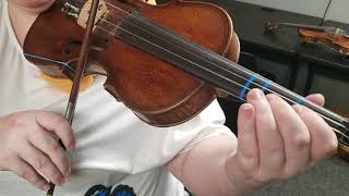Violin lesson 1 - first song (Twinkle Twinkle Little Star)