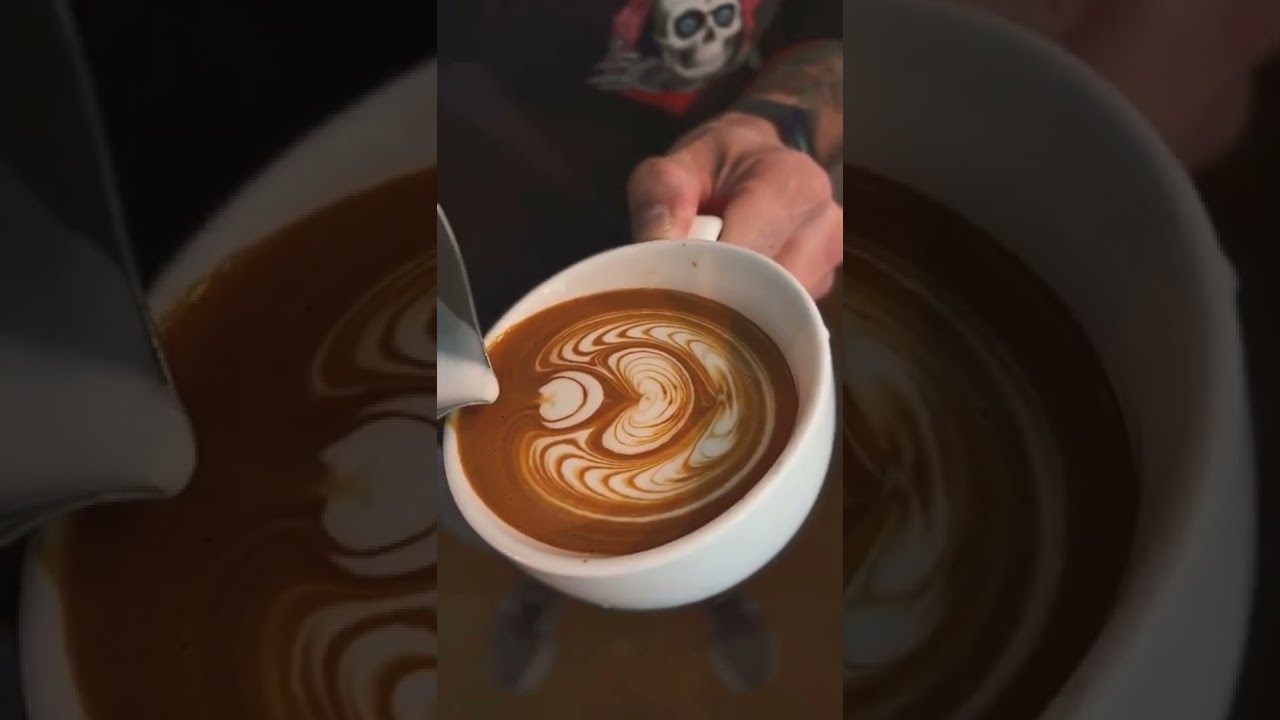 Wing Tulip 🌷 Latte Art 