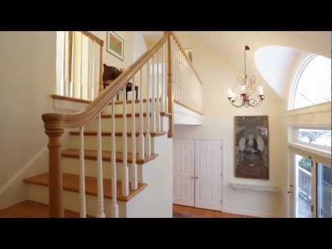 8 Whippoorwill Lane, Exeter, NH home video tour