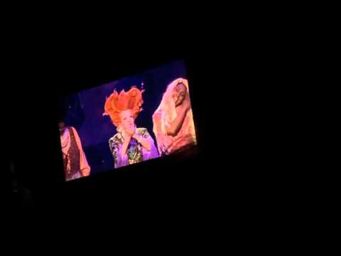 Bette Midler - Hocus Pocus Intro/ I Put A Spell On You (Detroit, MI)