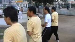 Practicando Xing Yi Quan en China 2005