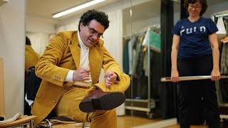 How do opera singers prepare for a role debut? Tenor Rolando Villazón shows us