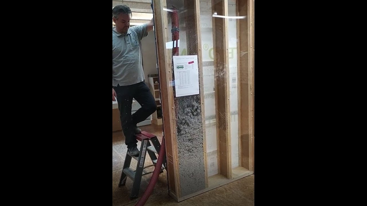 Een blik achter de schermen | Hoe vult iQ3 cellulose-isolatie kierloos een wand?