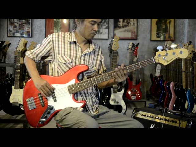 Mavis JazzBass - YouTube
