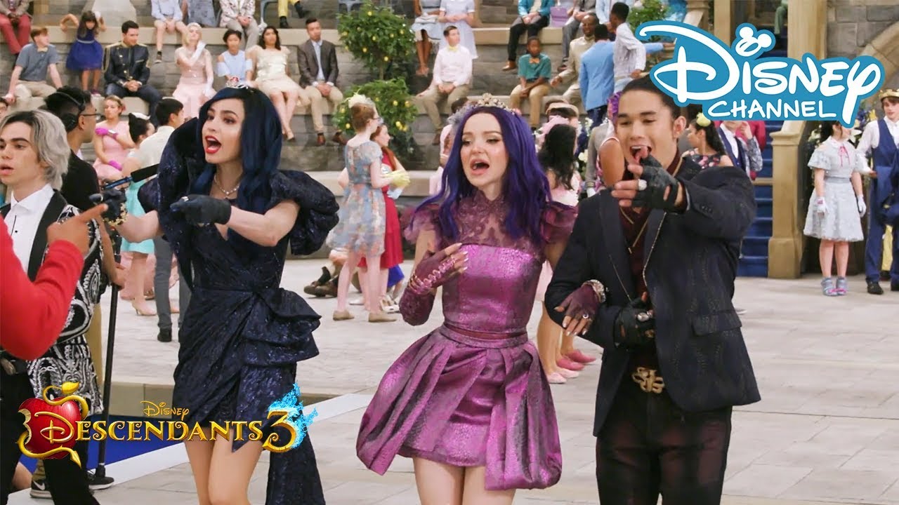 Descendants 3 | Onderweg naar Auradon: SK's | Disney Channel BE - YouTube