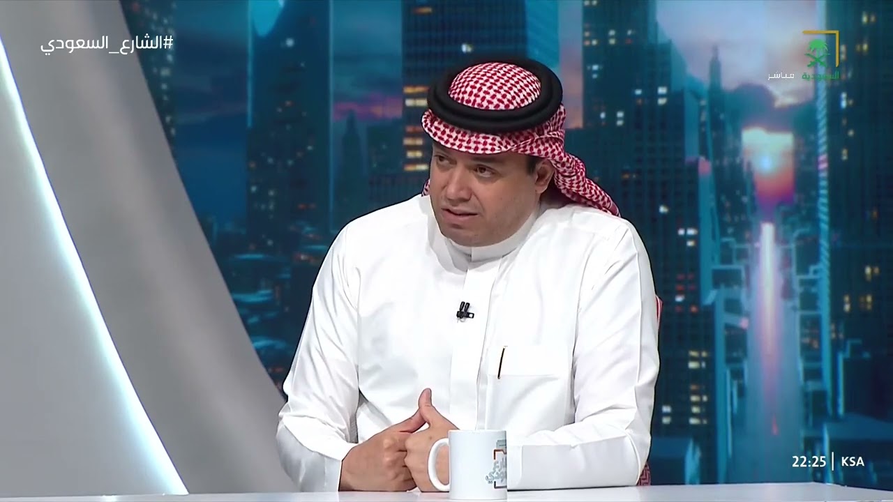 الشاب السعودي هو الحلقة الأضعف في سوق العمل، وإذا توظف يتم فصله