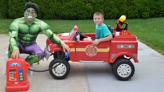 Little Heroes Ryan teaches Hulk how to maintain the new firetruck
