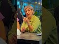 موقع برداشت لاکژل چرا دست میسوزه موقع برداشت لاکژل چرا دست میسوزه