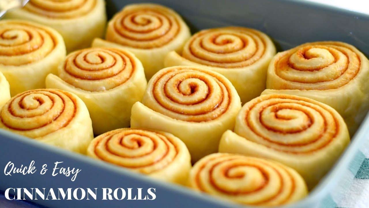 Quick and Easy Homemade Cinnamon Rolls Recipe / Soft and fluffy Cinnamon rolls in 4 simple steps