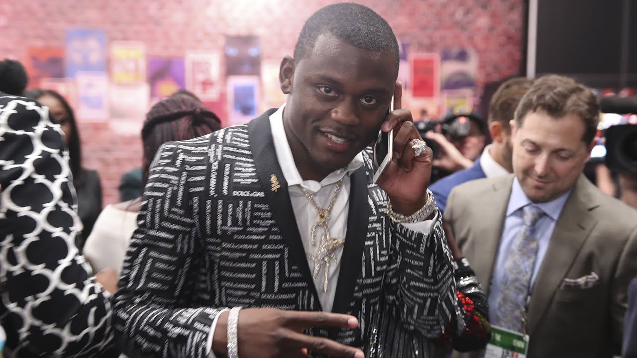 Deandre Baker gets called by the New York Giants