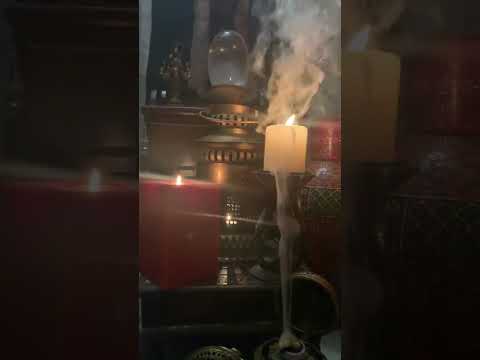 गगन में आवाज़ हो रही … धीमी…धीमी…धीमी…