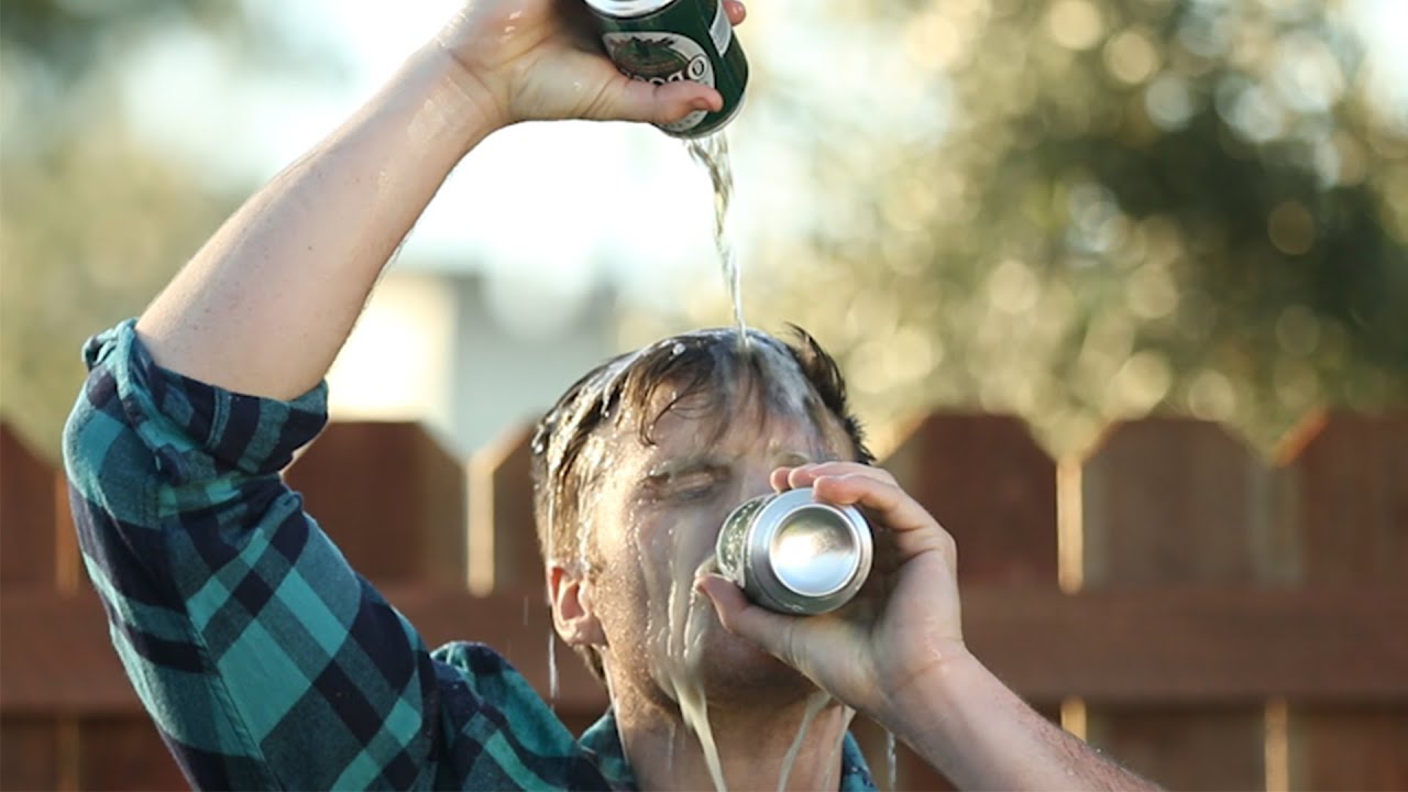 Resultado de imagen de dumb beer drinking americans