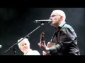 Capture de la vidéo Howard Jones & Nik Kershaw 'Wouldn't It Be Good' - Live In 2008