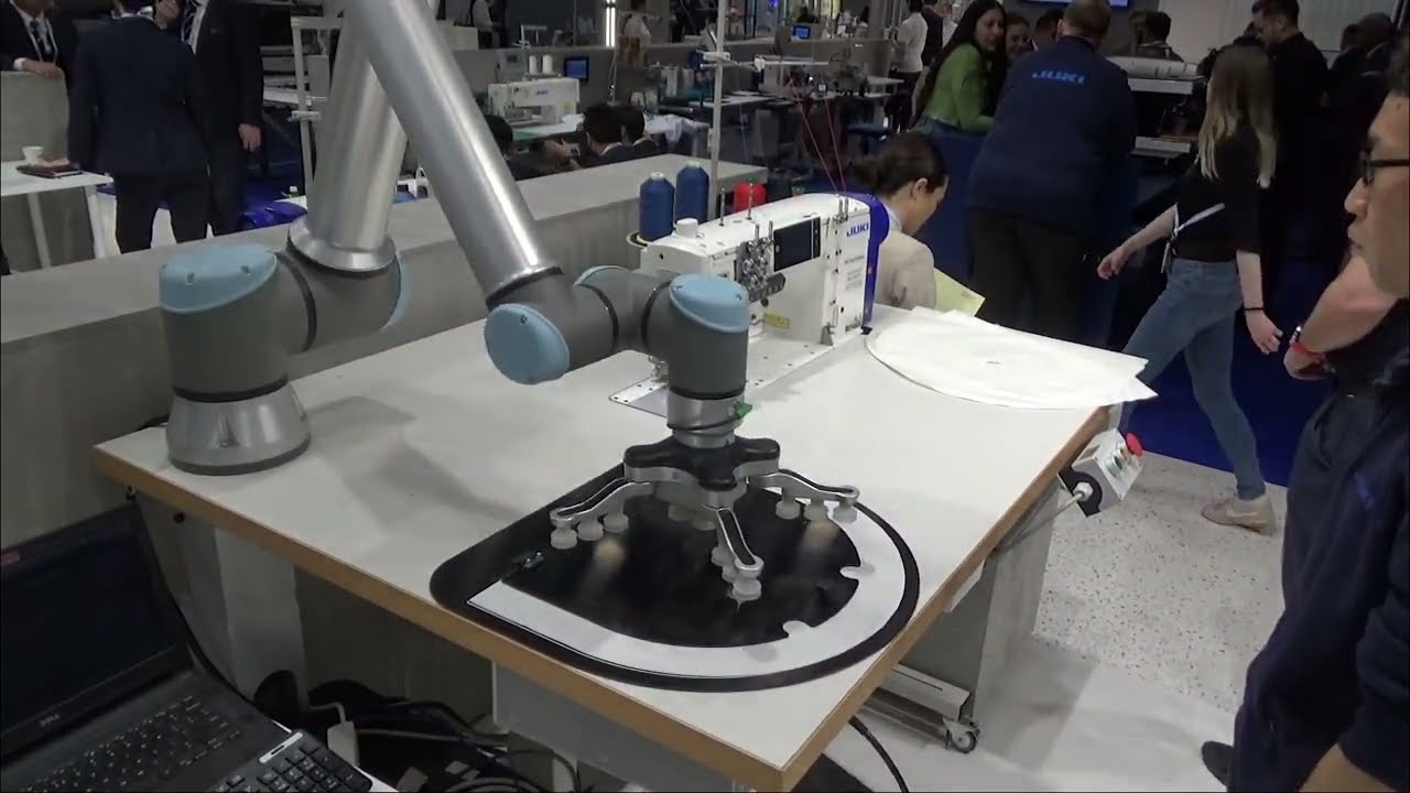 JUKI MH-2960 with robot arm