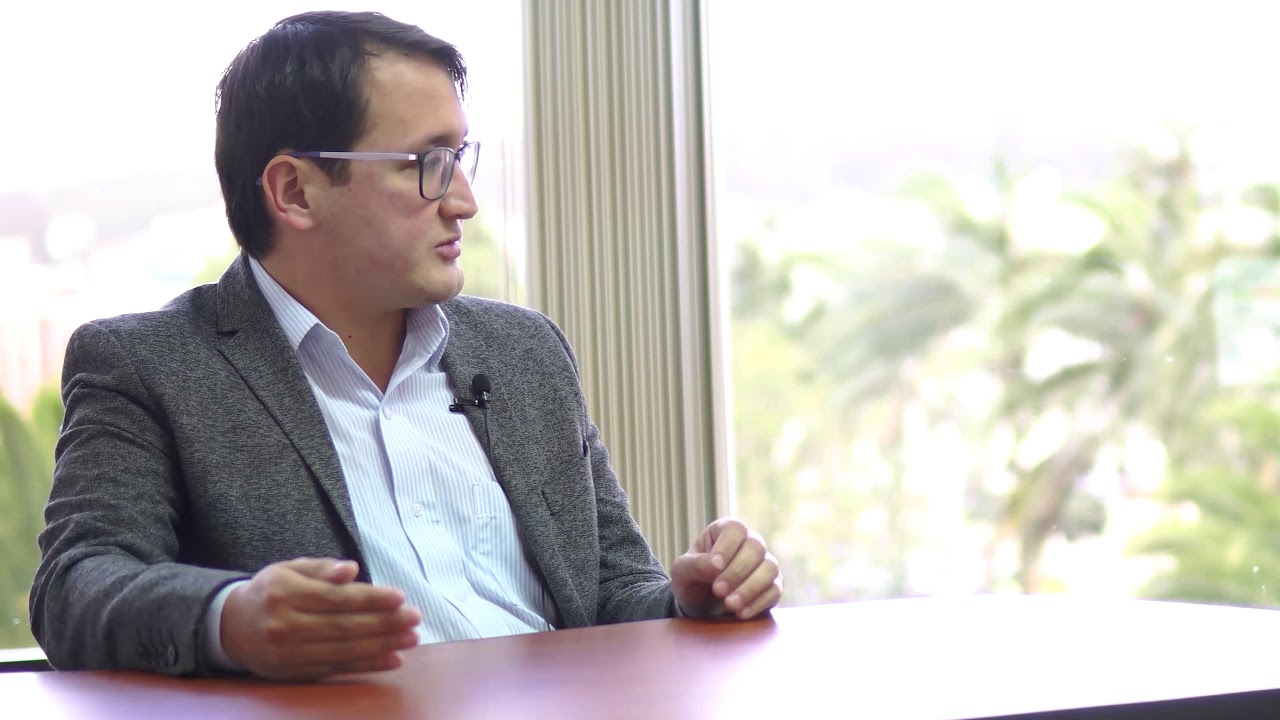 Daniel Merchán: Análisis de coyuntura de elecciones en Argentina - YouTube