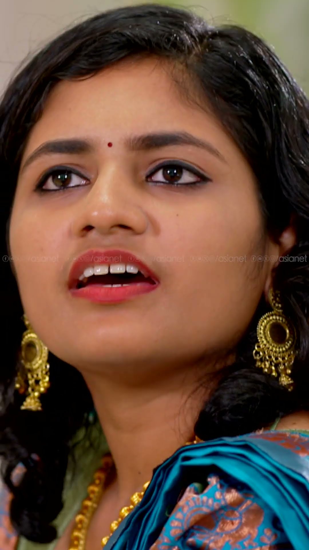 #EthoJanmaKalpanayil വിളമ്പുകാരനല്ല വീട്ടുകാരനാ