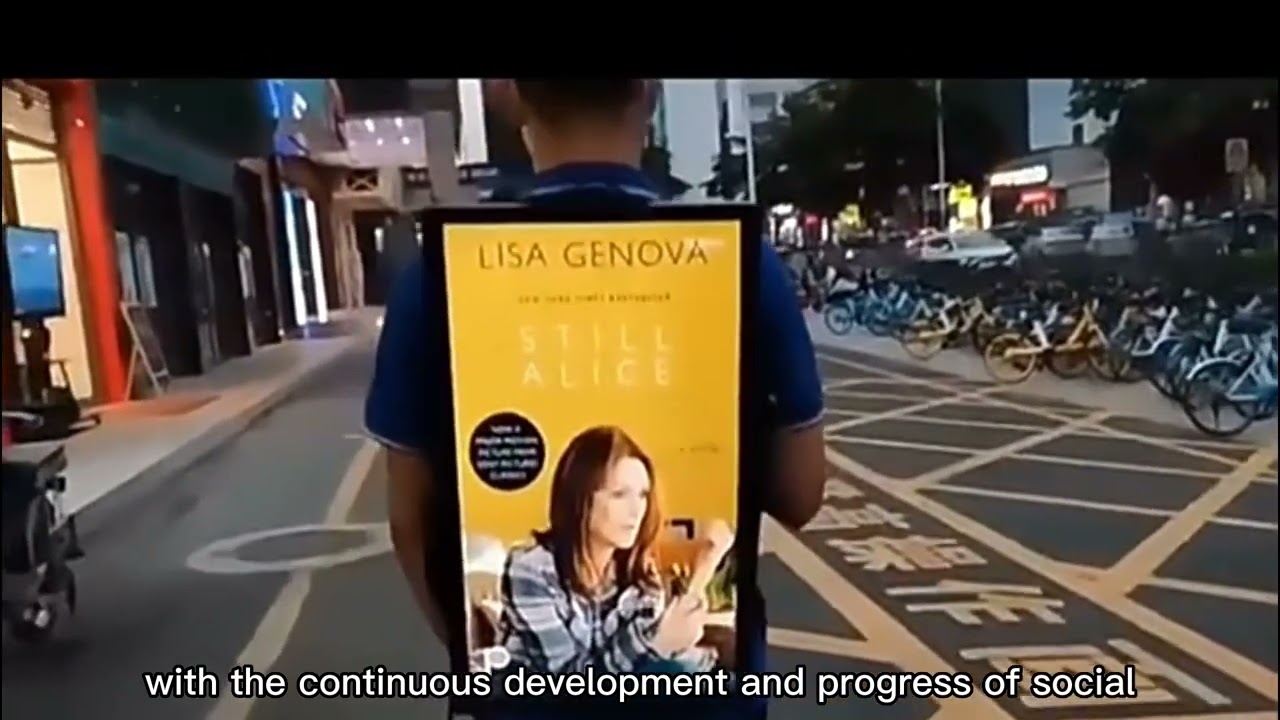 LCD smart backpack has become a major means of business publicity