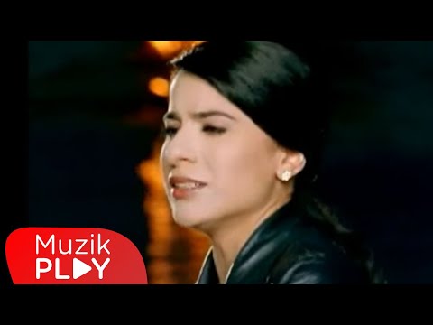 Yaksın Gurbet - Tülay Karakaş (Official Video)