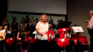 Safiye Güngör - Bir Kızıl Goncaya Benzer Dudağın (Muhayyer Kürdi̇)R.g. Resimi