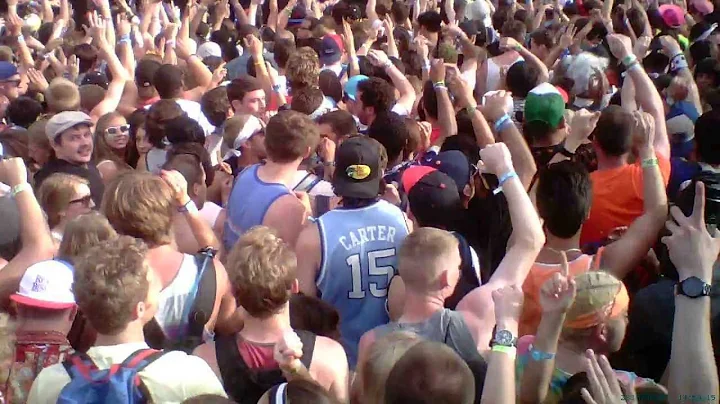 "Rollin" Rick Guardino Lolla Palooza crowd surfs i...
