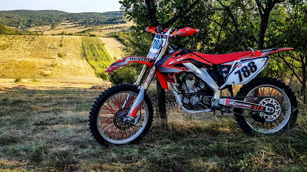 Enduro Vlog cu Honda CRF 250R / Va Prezint Motoreta + Fac o Plimbare pe o Ruta mai Veche