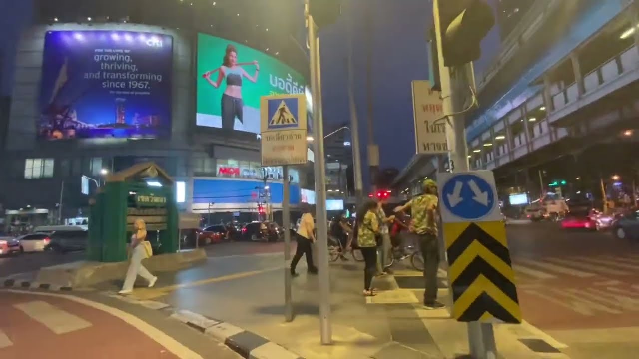 Bangkok Digital OOH Billboard , What will be the next generation of Billboard ? Amazing 😻 2023