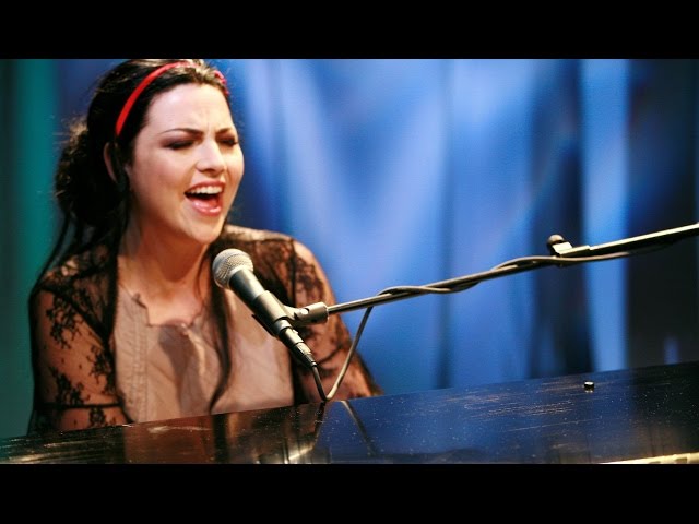 Evanescence - Call Me When You're Sober (AOL Music Sessions 2006) class=