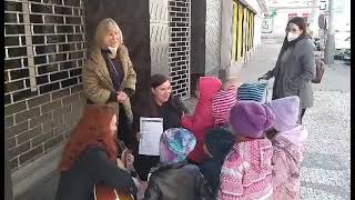Srdce s láskou darované - Holčička s kytarou