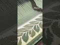 Proyecto de confección de alfombra de escalera personalizada para una productora de televisión.
