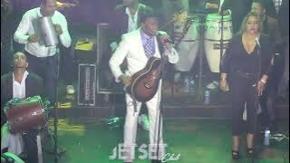 ANTHONY SANTOS (EN VIVO) - HOY SE VA A BEBER (JET SET CLUB)