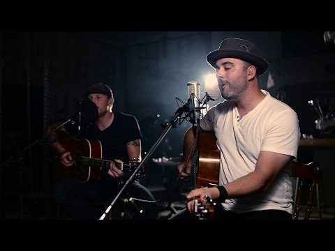 Fat Bottomed Girls - Queen (Anthony Fallacaro acoustic cover)