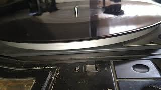 İlhan İrem Bi̇tti̇ Nette İlk Lp. Resimi