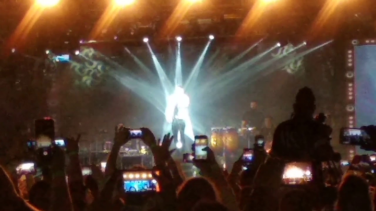 Abertura do show do Gusttavo Lima