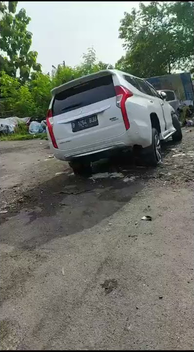 Kondisi mobil bekas kecelakaan vanessa angel