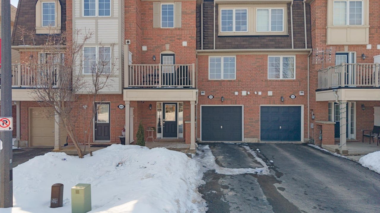 934 Ambroise Crescent, Milton, ON