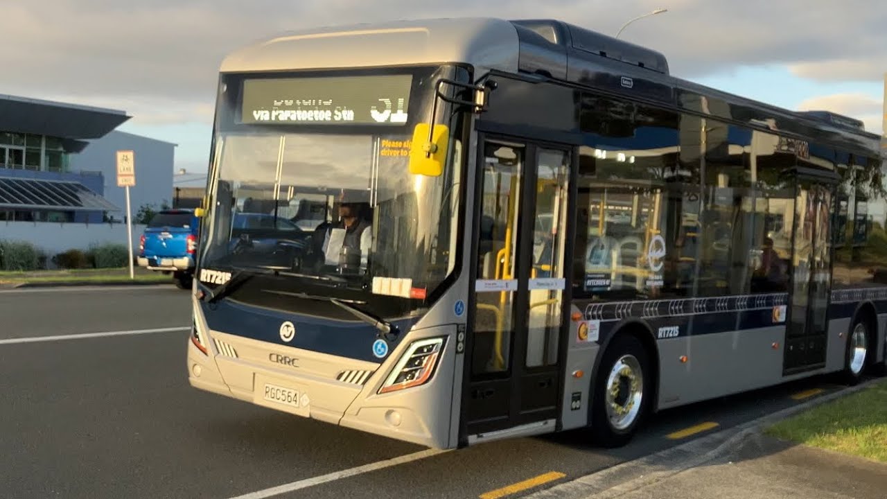 New Zealand/NZ Auckland Bus - 31: From Mangere Town Centre to Botany Town Centre (12.12.2025)