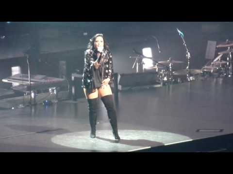 Confident - Demi Lovato (Live at TD Garden) 7-20-16