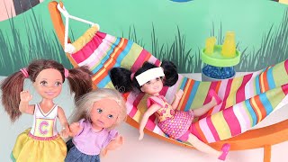ЛИЗЕ ОЧЕНЬ ПЛОХО! Подруги НЕ ЗНАЮТ КАК ЕЙ ПОМОЧЬ Мультик Барби Куклы Для девочек IkuklaTV