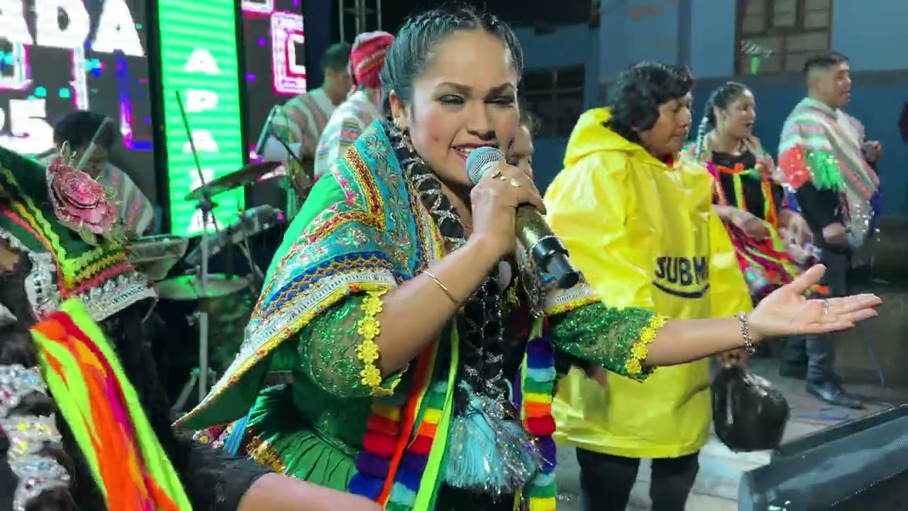 TEMA: Urpicha Corazón en vivo 2025 - YOLITA FLOR🌺