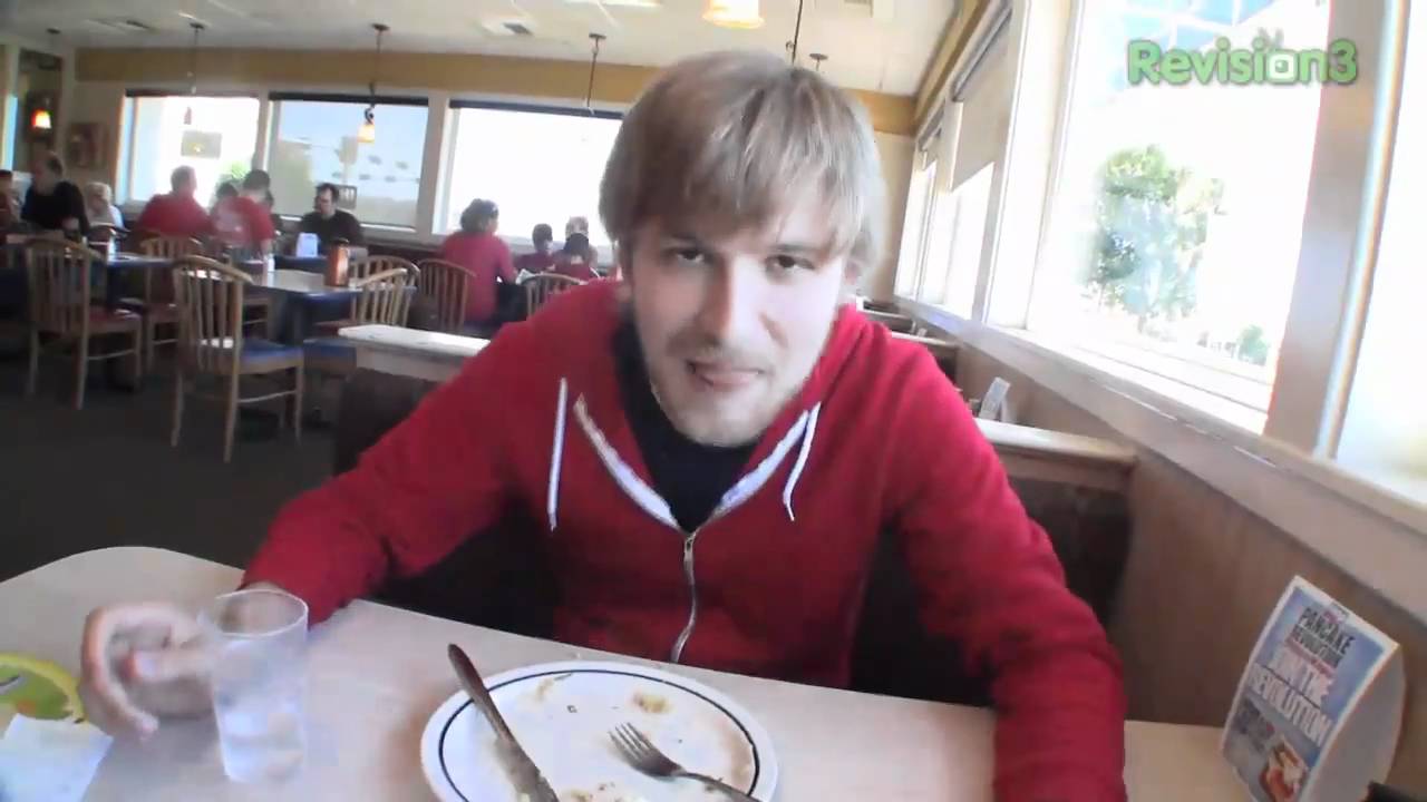 Dan3.0 - Mmm... Pancakes - In which Dan gorges himself on pancakes, flies a kite and winks for Wheezywaiter.