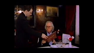 Francisco Umbral comiendo Cocido madrileño en Lhardy