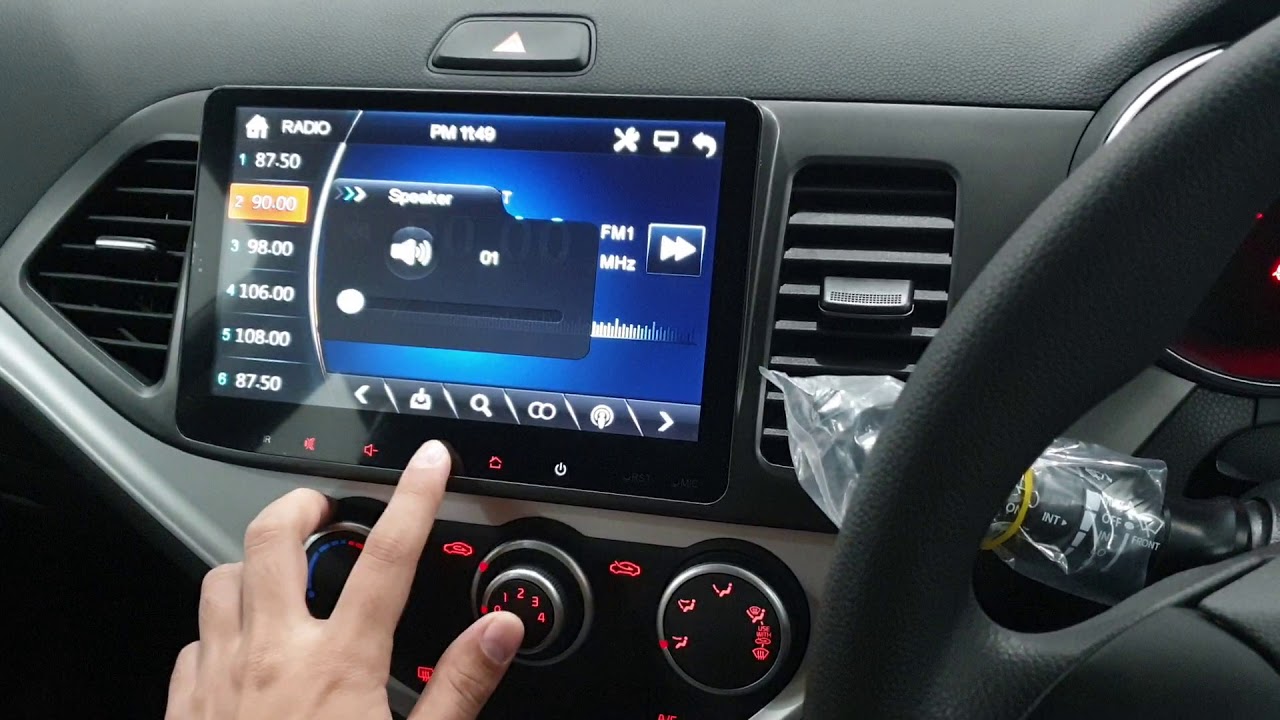 KIA Picanto 1.0 LCD Quick Hands On 