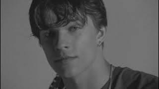 pretty baby - alex sampson, 1 hour