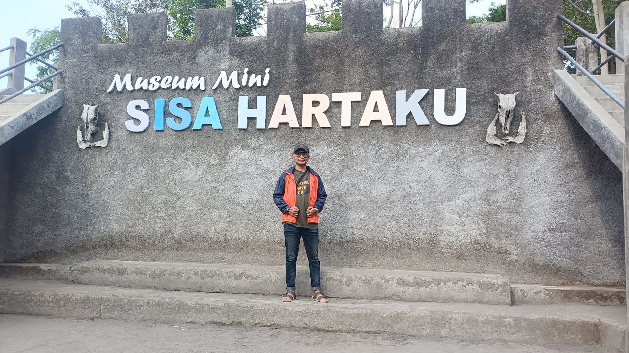 Museum Mini Sisa Hartaku Gunung Merapi - YouTube
