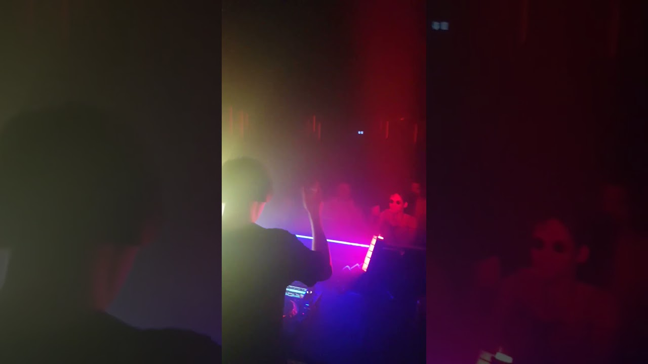Watch Hard Techno @2RaumClub Bremen on YouTube Watch Hard Techno @2RaumClub Bremen on YouTube