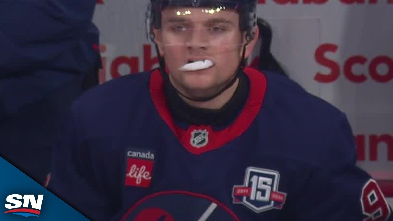 Jets' Cole Perfetti Pots Slick Goal After Jonathan Toews Comes Up With Takeaway