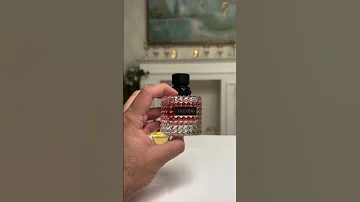 مراجعة عطور فالنتينو النسائية Valentino Born In Roma Voge Viva رابطة عشاق العطور عطر Fragrance 