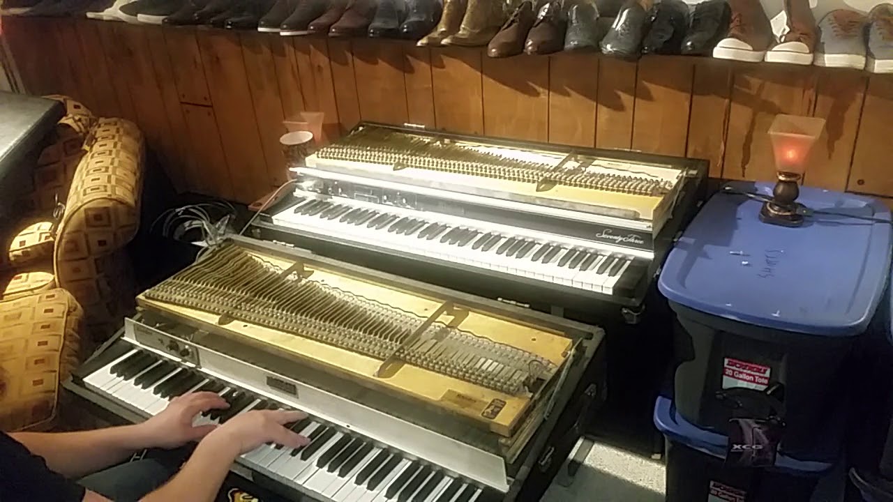 Fender Rhodes Mark I Stage v Mark II Suitcase comparing/troubleshooting