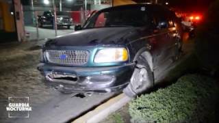 Detienen a tres sujetos que robaron un Uber #GuardiaNocturna Detienen a tres sujetos que robaron un Uber #GuardiaNocturna